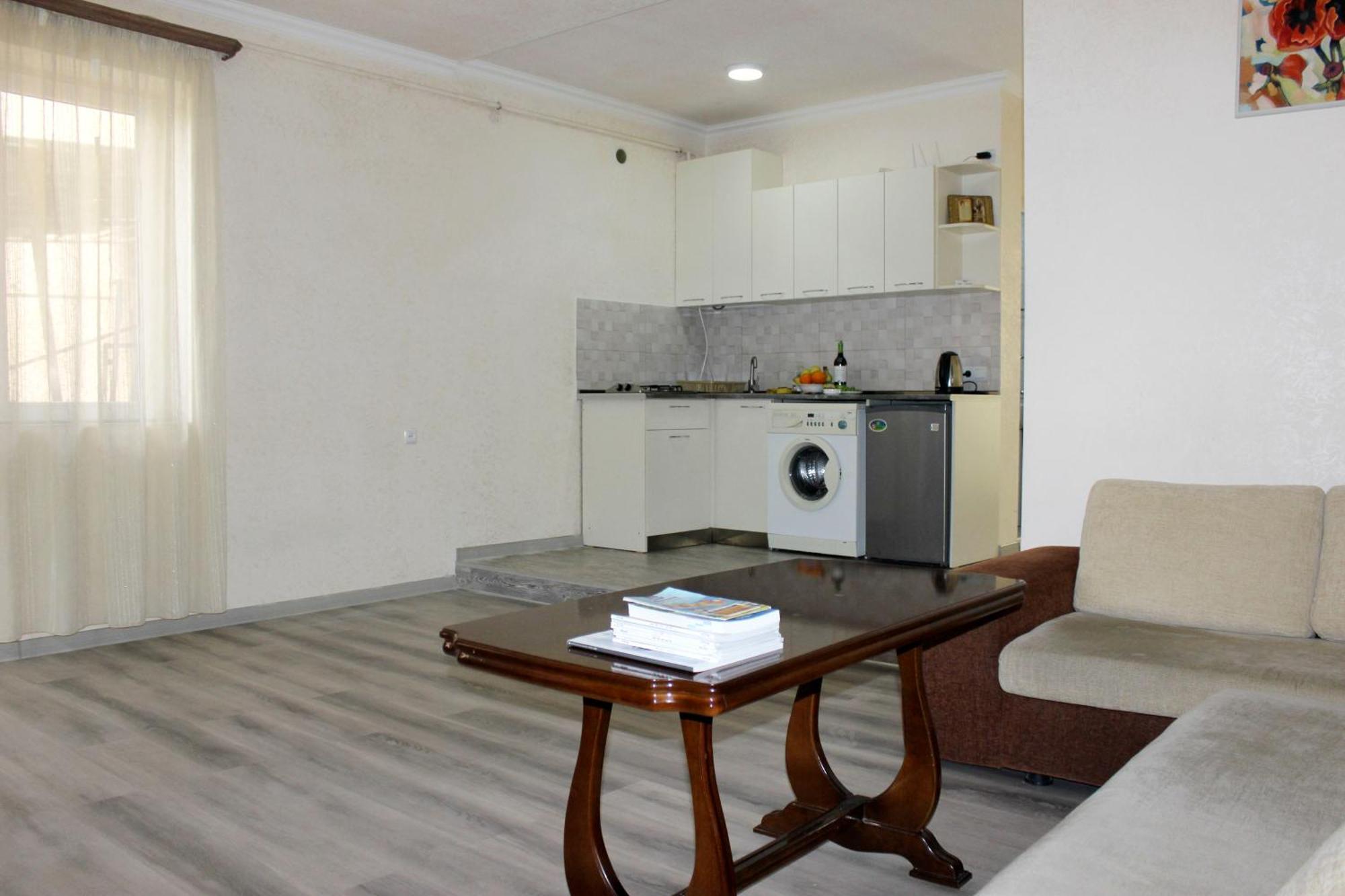 Holiday Home on Aygestan 11 Erivan Oda fotoğraf