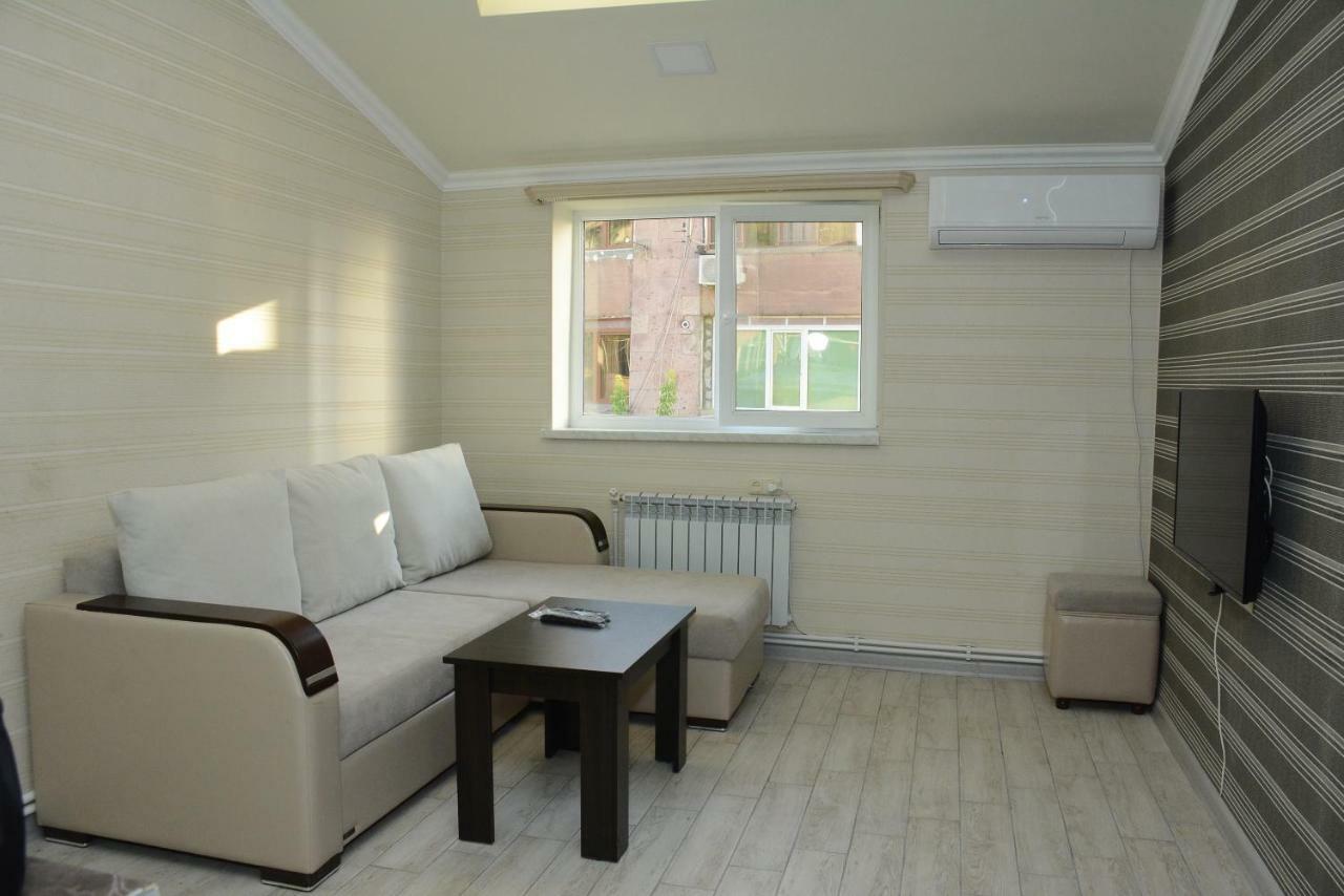 Holiday Home on Aygestan 11 Erivan Dış mekan fotoğraf
