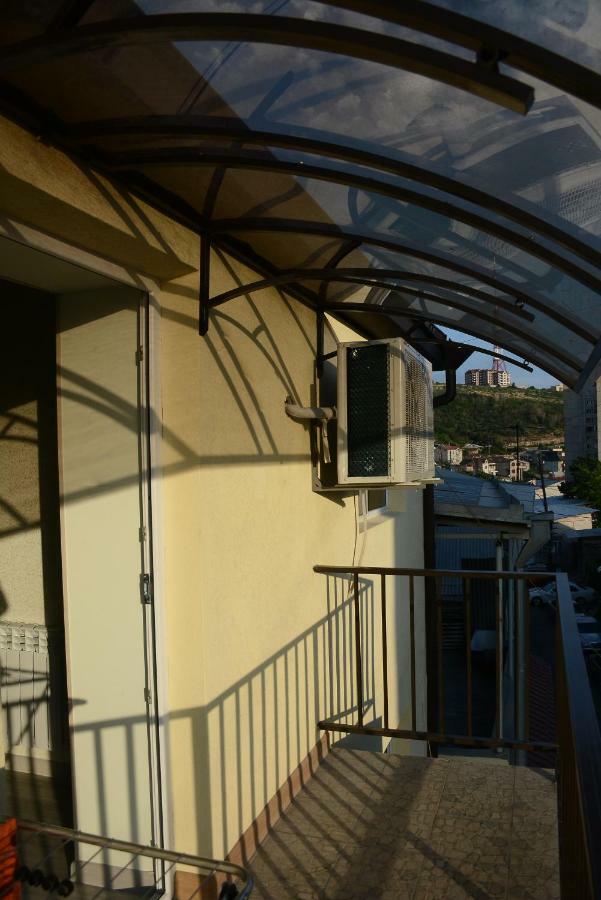 Holiday Home on Aygestan 11 Erivan Dış mekan fotoğraf
