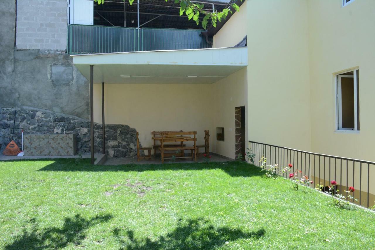 Holiday Home on Aygestan 11 Erivan Dış mekan fotoğraf