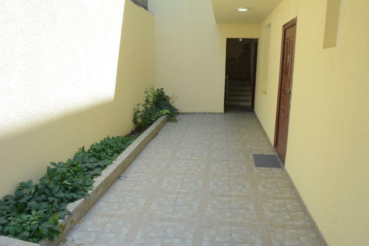 Holiday Home on Aygestan 11 Erivan Dış mekan fotoğraf